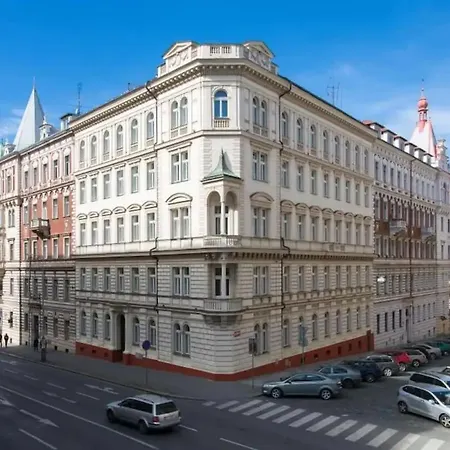 120 M2 Tomas Garrigue Masaryk 3bdr * Praga