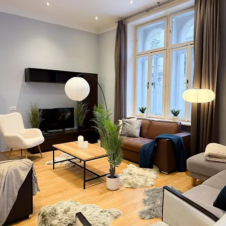 120 M2 Tomas Garrigue Masaryk 3bdr Lägenhet Prag