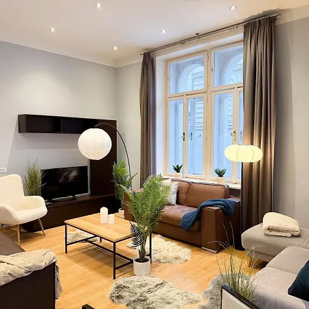 120 M2 Tomas Garrigue Masaryk 3bdr Prag