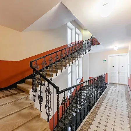 Lägenhet 120 M2 Tomas Garrigue Masaryk 3bdr Prag